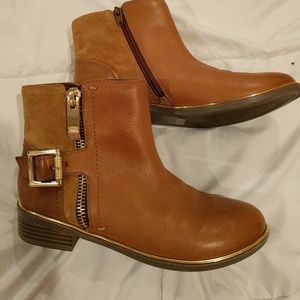 Leather booties